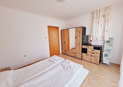 Two-room apartment with stunning sea views. Photo 8