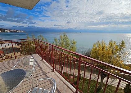 Geräumige Dreizimmerwohnung mit herrlichem Meerblick. Foto 1 Geräumige Dreizimmerwohnung mit herrlichem Meerblick. Foto 1