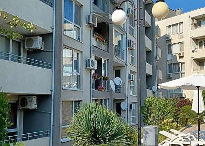 Двокімнатна квартира за 500 метрів від моря. Фото 8