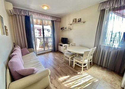 Красивая трехкомнатная квартира в 150 метрах от моря. Фото 2 Красивая трехкомнатная квартира в 150 метрах от моря. Фото 2