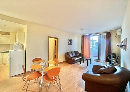 Apartment mit Meerblick in einer Luxusanlage. Foto 2