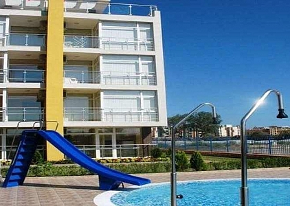 Pěkný byt s výbornou lokalitou. Foto 15