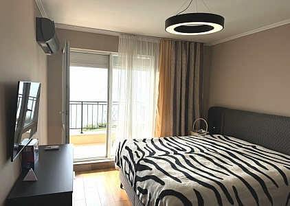 Apartment mit direktem Meerblick in erster Meereslinie. Foto 6