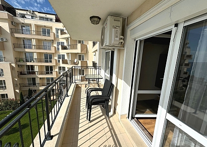 Apartment mit direktem Meerblick in erster Meereslinie. Foto 8