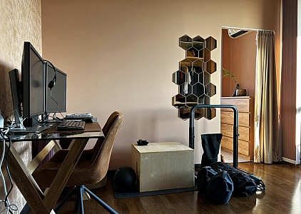 Large stylish apartment in a luxury complex. Photo 12