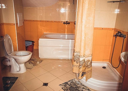 Beautiful house in the complex  Beautiful house in the complex