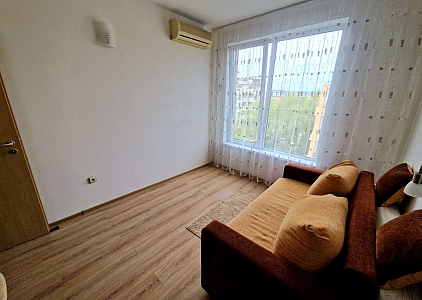 Útulný dvoupokojový apartmán 450 metrů od moře. Foto 3