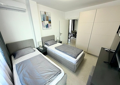 Neue Wohnung mit seitlichem Meerblick, 100 Meter vom Strand entfernt. Foto 3