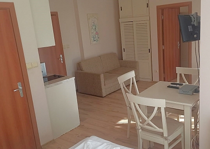 Квартира с видом на бассейн в СПА-комплексе. Фото 3