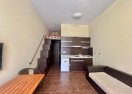 Spacious studio with pool view. Photo 6 Spacious studio with pool view. Photo 6