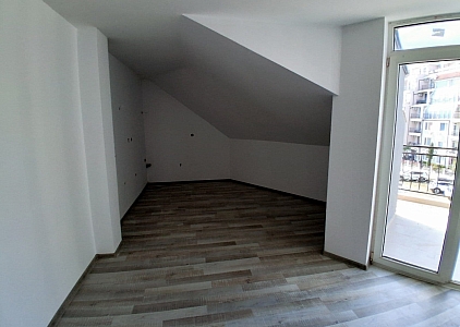 Hervorragende Wohnung für dauerhaften Wohnsitz und Sommerurlaub. Foto 3