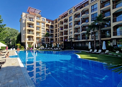 Studio in a luxury complex within walking distance to the sea. Photo 1