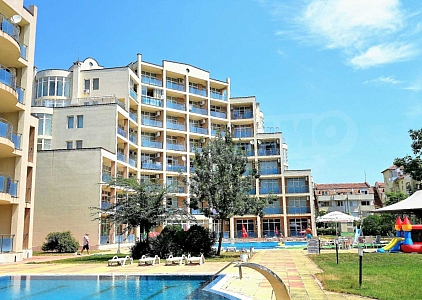 A cozy apartment in a complex with an excellent location. Photo 1