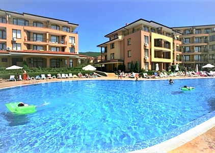 Spacious apartment in a large complex 100 meters from the sea. Photo 1 Spacious apartment in a large complex 100 meters from the sea. Photo 1