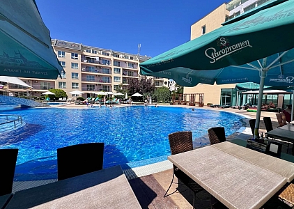 Nice apartment in a good complex. Photo 3