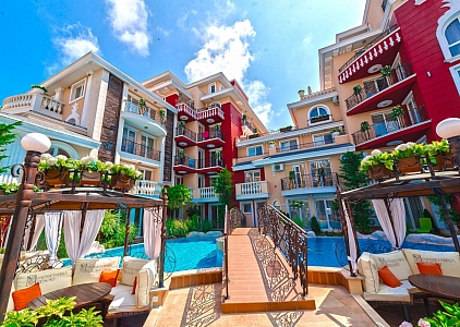 Двухкомнатная квартира в красивом комплексе. Фото 1