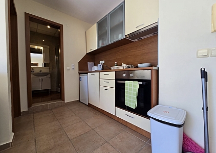 Three-room apartment on the coast at a great price. Photo 4 Three-room apartment on the coast at a great price. Photo 4