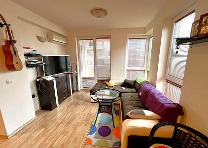 Отличная квартира с видом на бассейн. Foto 11