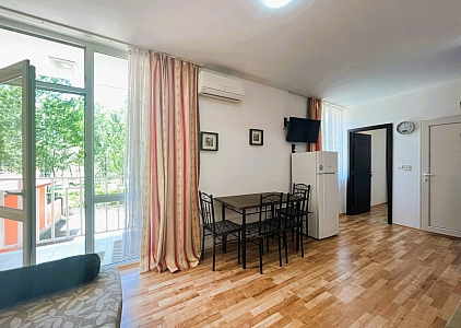 Cozy two-room apartment within walking distance to the sea. Photo 2 Cozy two-room apartment within walking distance to the sea. Photo 2