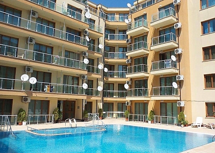 Просторная студия с большой террасой. Фото 1