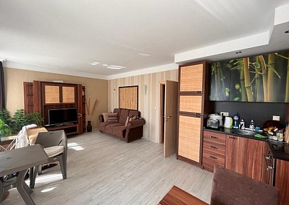 Vynikající byt v luxusním komplexu. Foto 2