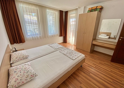 Apartment mit Poolblick in erster Reihe. Foto 16