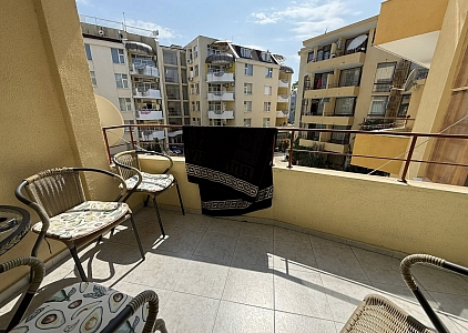 Drei-Zimmer-Wohnung mit Poolblick und hervorragender Lage. Foto 6 Drei-Zimmer-Wohnung mit Poolblick und hervorragender Lage. Foto 6