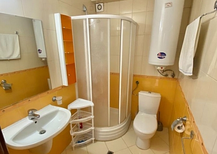 Apartment mit Poolblick in erster Reihe. Foto 18