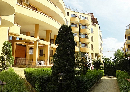 Large two-room apartment 300 meters from the sea. Photo 14