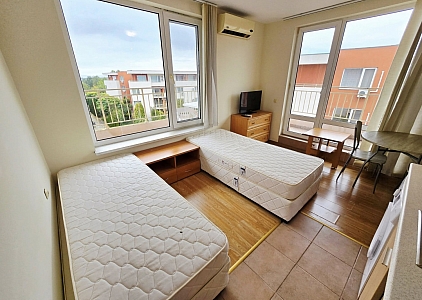 Excellent studio with a pool view. Photo 2 Excellent studio with a pool view. Photo 2