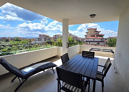 Spacious three-room apartment in a premium spa complex. Photo 19