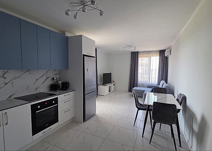 Spacious three-room apartment in a premium spa complex. Photo 3