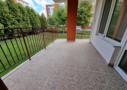 Apartment mit zwei Schlafzimmern und seitlichem Meerblick in der ersten Reihe in Sveti Vlas. Foto 12 Apartment mit zwei Schlafzimmern und seitlichem Meerblick in der ersten Reihe in Sveti Vlas. Foto 12