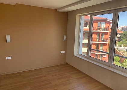 Новая двухкомнатная квартира в Равде - для ПМЖ. Foto 2