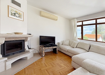 Großes Haus mit Pool in einer schönen Anlage. Foto 11