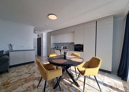 Wunderschöne Zweizimmerwohnung mit frontalem Meerblick. Foto 5 Wunderschöne Zweizimmerwohnung mit frontalem Meerblick. Foto 5