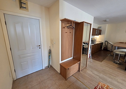 Apartment mit Poolblick in erster Reihe. Foto 13