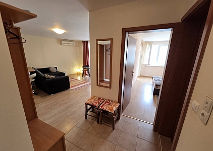 Apartment mit Poolblick in erster Reihe. Foto 10