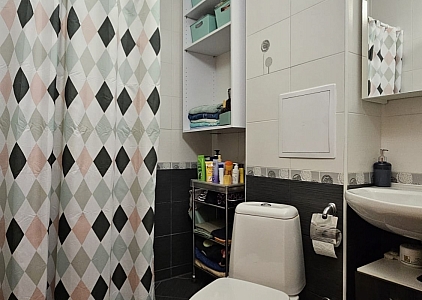 Geräumiges Studio in einem Luxuskomplex in erster Linie. Foto 7