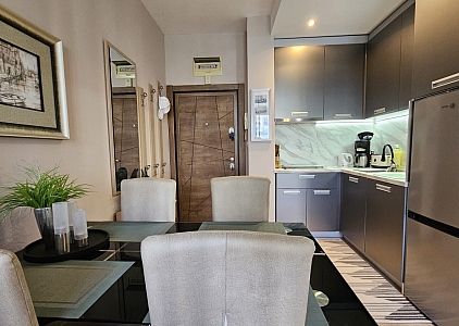 Geräumiges Studio in einem Luxuskomplex in erster Linie. Foto 15