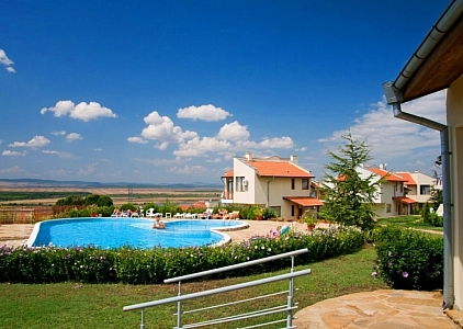 Таунхаус с двумя спальнями в красивом комплексе. Фото 6