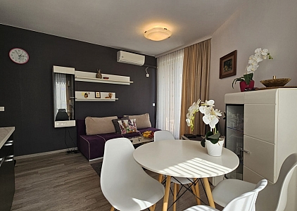 Eine Zweizimmerwohnung mit niedrigen Nebenkosten im Golden Day 2-Komplex.. Foto 6