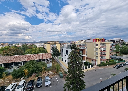 Zweizimmerwohnung, möbliert, in einem Komplex. Foto 15
