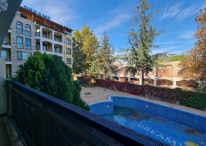 Zweizimmerwohnung mit Poolblick. Foto 16