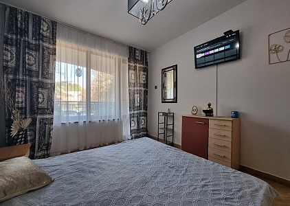 Zweizimmerwohnung mit Poolblick. Foto 2