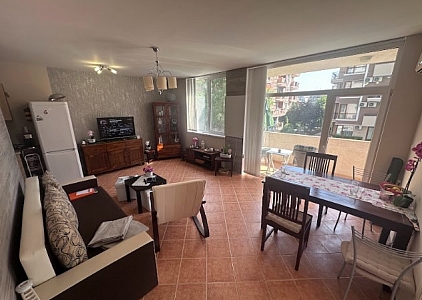 Apartment mit zwei Schlafzimmern in einer ruhigen Gegend von Sonnenstrand. Foto 8