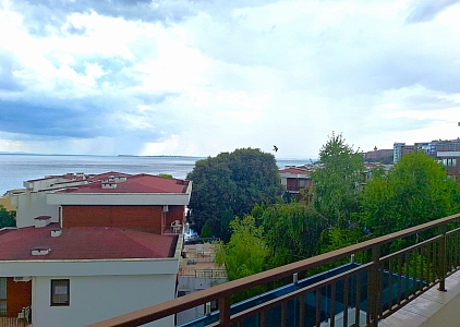 Spacious apartment with sea view on the first line. Photo 12 Spacious apartment with sea view on the first line. Photo 12