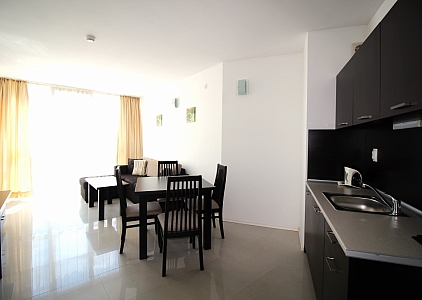 One-bedroom apartment in a complex in Burgas. Photo 1 One-bedroom apartment in a complex in Burgas. Photo 1