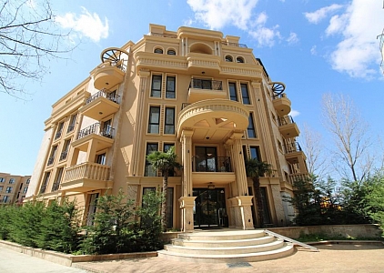 Stilvolles Studio in einer Luxusanlage. Foto 12