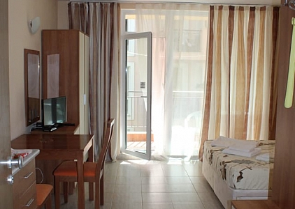 Купить недорого студию в Поло Резорт, Солнечный Берег. Photo 3